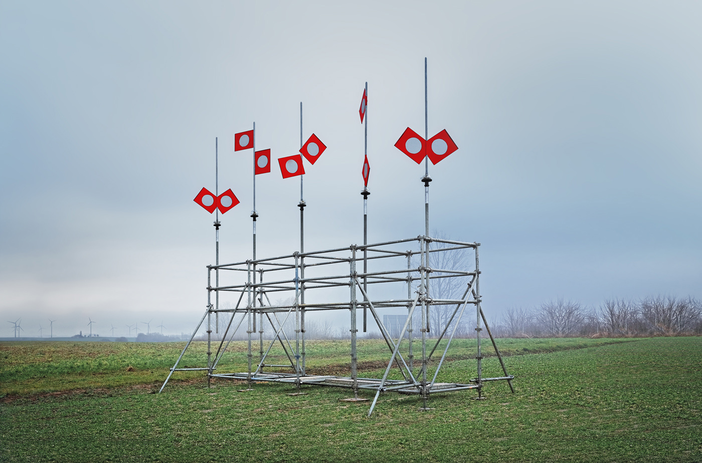 PAX, installation with flag semaphore and wind noises